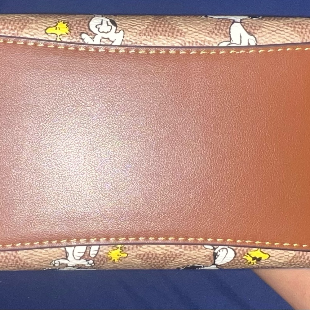 COACH X Peanuts Snoopy Mini City Tote - Picture 8 of 10